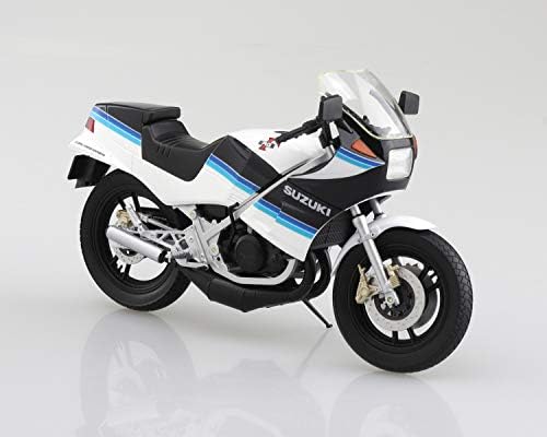 青島文化教材社 Skynet RG250 Suzuki 1/12 kompletan motocikl plava X Bijela