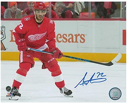Andreas Athanasiou potpisan Detroit Crvena krila 8x10 fotografija - 70399A - AUTOGREM NHL Photos