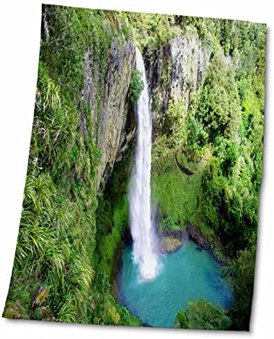 3Droza vodeni pejzaž u florenu - novozelandski vodopad - ručnici
